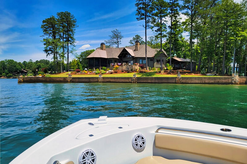 Real Estate Boat Shuttle on Lake Blue Ridge